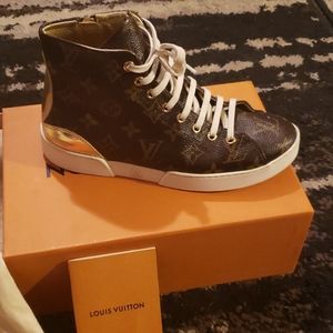 LOUIS VUITTON sneakers 1A65UW High cut sneakers Stellar line